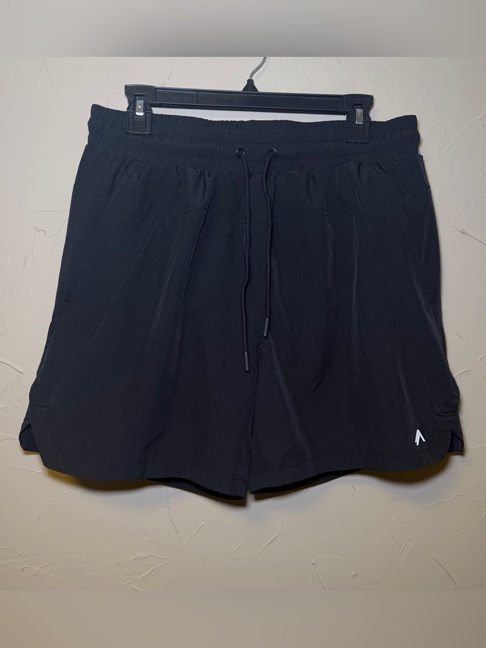 NWOT Alphalete Men's Technical Swim Short Size XL 5.50 Inseam Drawstring Logo